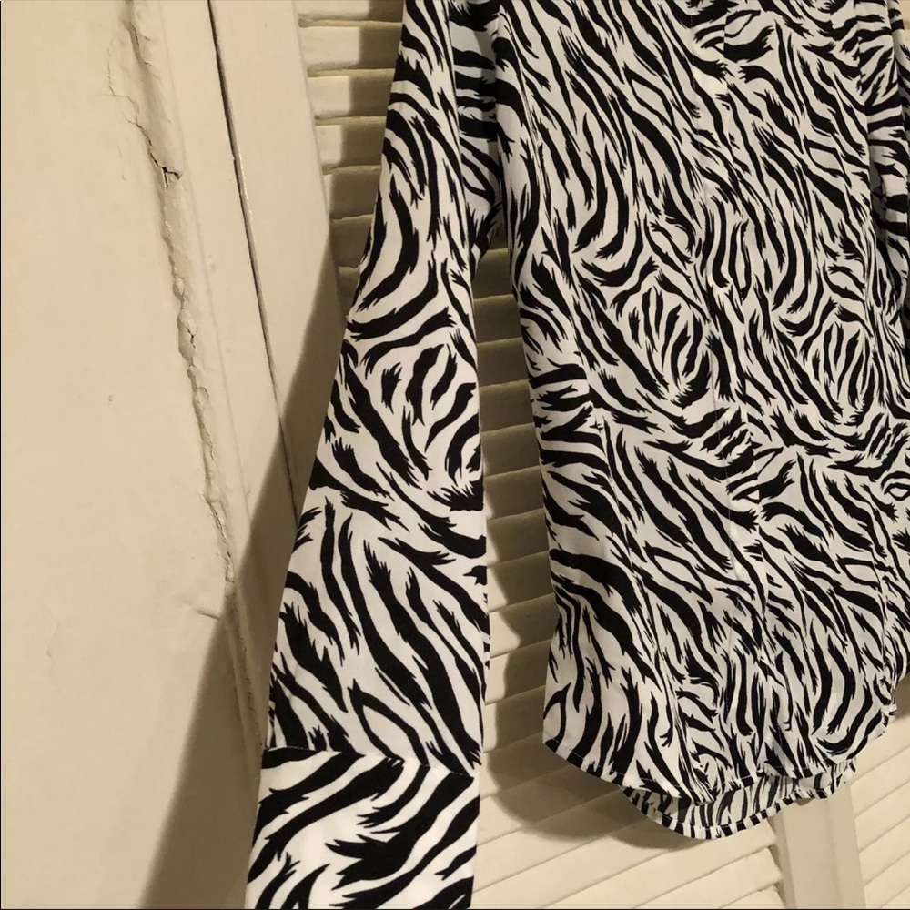 Nwt Nordstrom Halogen Zebra Print Button Down Top… - image 8